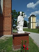 Figura św. Stanisława i dzwonnica