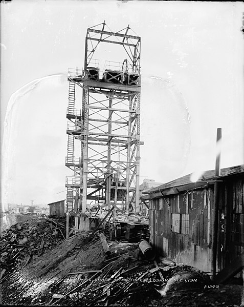 File:File-A1249-A1250--Nanticoke, PA--Dundee Shaft--Damage after Explosion -1916.12.01- (5048d3f0-6aec-4b1b-9b26-820d64de9c10).jpg