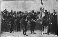 Flag presentation Salonica 1916.jpg