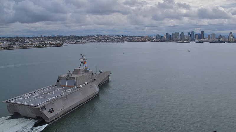 File:Flickr - Official U.S. Navy Imagery - The littoral combat ship USS Independence completes her maiden voyage with arrival in her homeport of San Diego..jpg