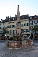 Brunnen Rathaus thonon.JPG
