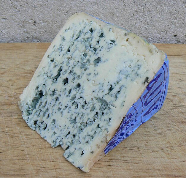 File:Formatge blau d'Alvèrnia.jpg