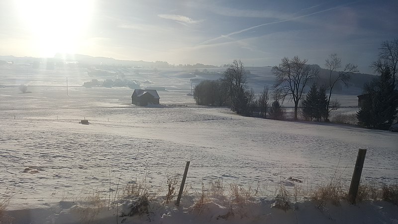 File:Fribourg to Lausanne 20170123 (32358028041).jpg