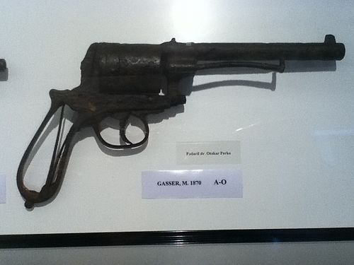 Gasser M1870 Revolver - Kobarid Museum.JPG
