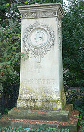Grabmal auf dem Friedhof Engesohde (Quelle: Wikimedia)