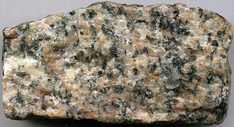 File:Granite 1 (16126500763).jpg