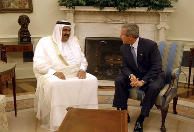 US President George W. Bush and Hamad bin Khalifa in the Oval Office, 2003