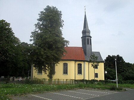 Hamm, Kirche St. Peter und Paul in Herringen Geograph 115946 by Michael W