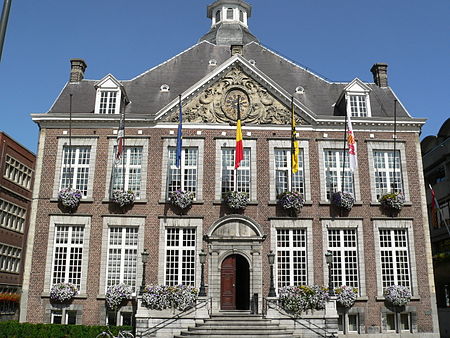 Hasselt-Rathaus-20060906.jpg