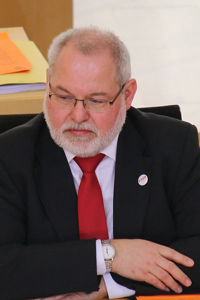 File:Hermann Schaus (MdL Hessen 2014-01-18).jpg