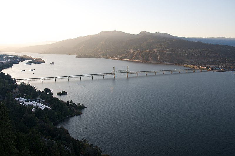 File:Hood River Bridge.jpg