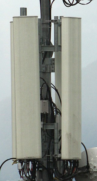 File:Huawei Antenne.jpg