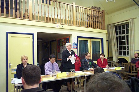 Tập_tin:Hustings_Oxford_West_and_Abingdon_20050204.jpg