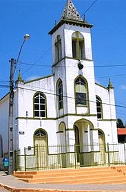 Igreja Católica de Iramaia, inaugurada em 1967.jpg