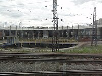 Innsbruck Hauptbahnhof — Lokschuppen mit Drehscheibe