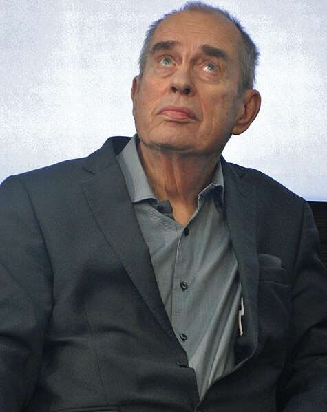 File:Jörn Donner Sanomatalo Mediatorilla 2015 09.jpg