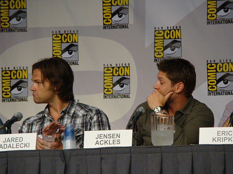 File:Jared Padalecki & Jensen Ackles (4851980291).jpg