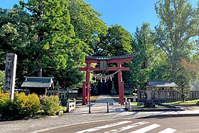 Kamoyama Park Omi Shrine Sep2021.jpg