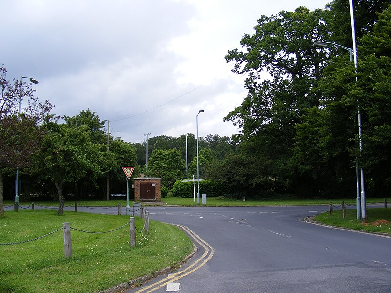 File:Keswick Road, Cringleford - geograph.org.uk - 3036116.jpg