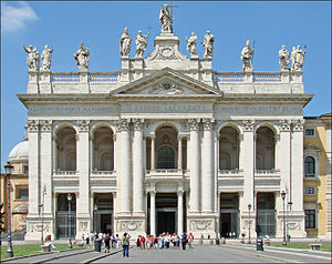La basilique Saint-Jean-de-Latran (Rome) (5990055352).jpg