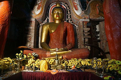 Le temple Lankathilaka Viharaya à Kandy Sri Lanka.- Asie du Sud