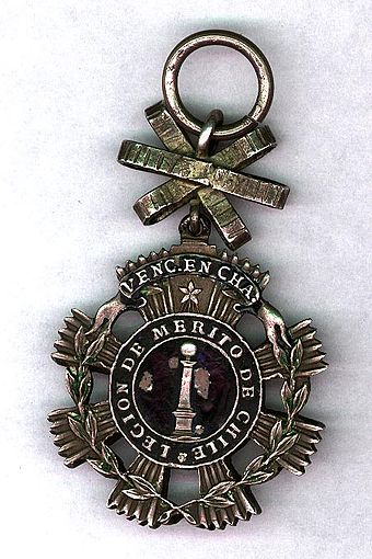 Obverse of the breast badge of the Legion of Merit of Chile, IV Class. This version of the badge was given to those who distinguished themselves in the Battle of Chacabuco, June 1817