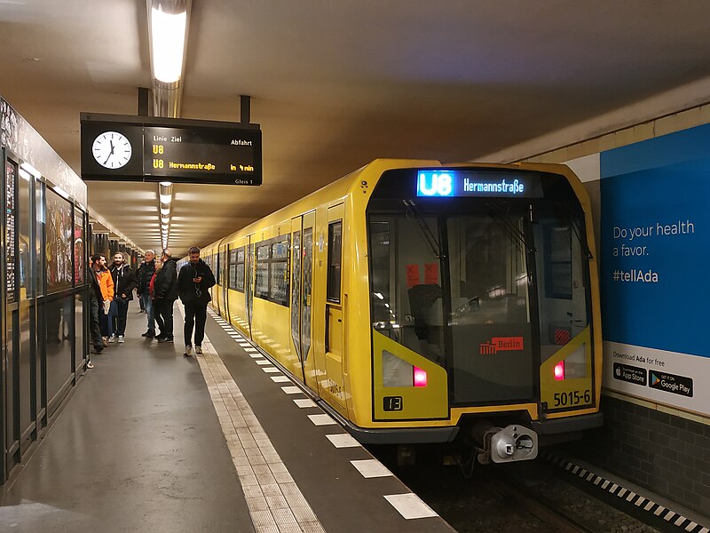 File:Ligne U8 Berlin U-Bahn train type H, n°5015.jpg