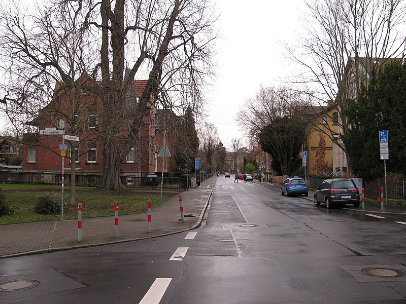 File:Lotzestraße, 2, Südstadt, Göttingen, Landkreis Göttingen.jpg