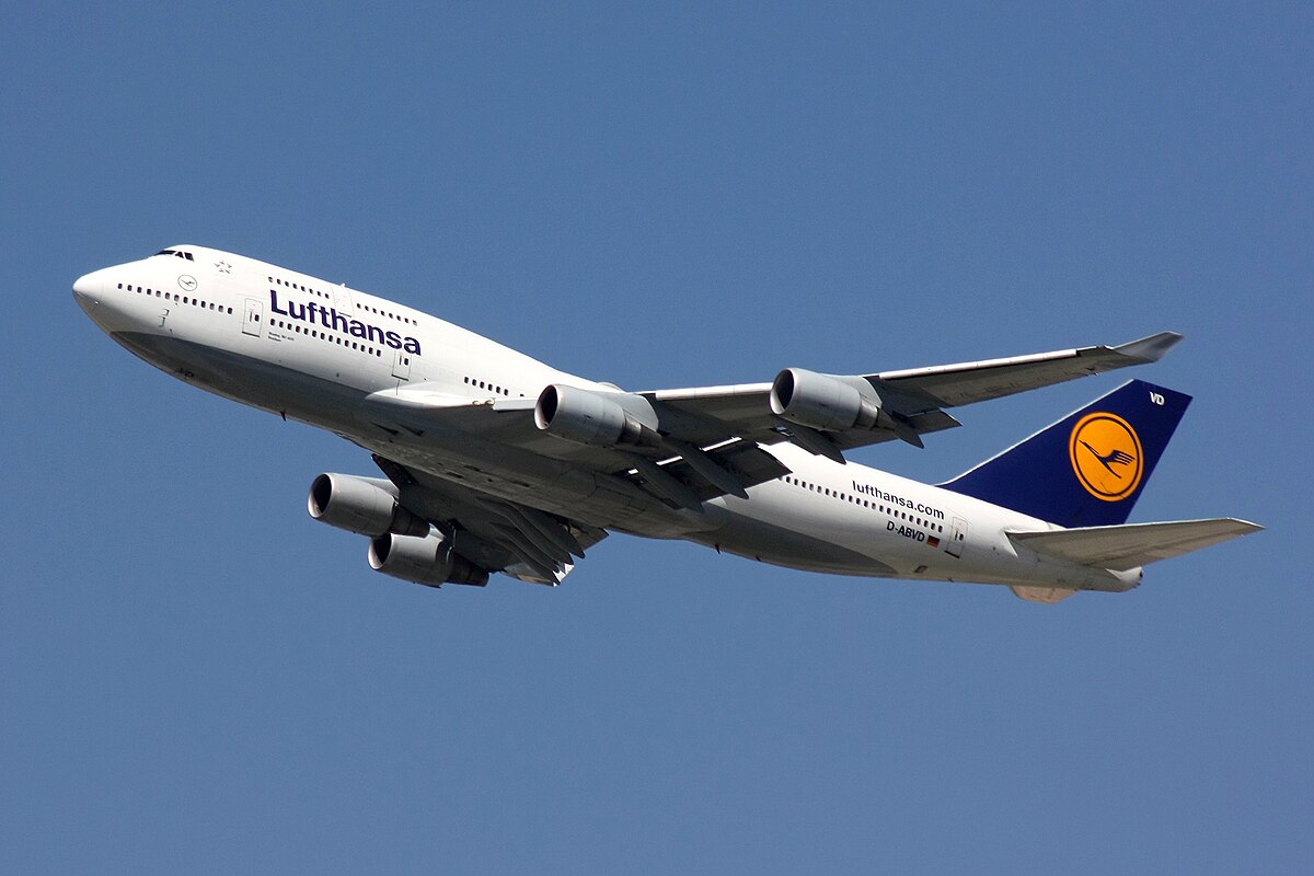 パッケージ上蓋がありません1/200 Lufthansa BOEING 747-400