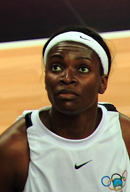 Luísa Tomás: basquetebolista profissional angolana