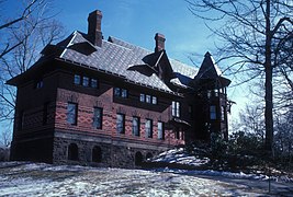 MARK TWAIN HOUSE.jpg