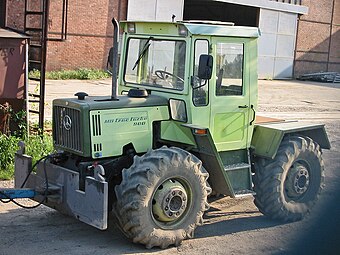 MB Trac Turbo 900