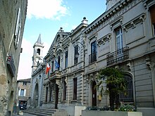 Fil:Mairie_aimargues.JPG