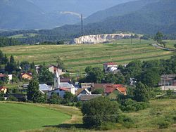 Pohled na centrum obce ze severozápadu