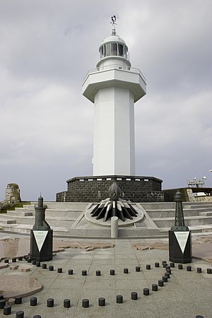 Marado Lighthouse.jpg