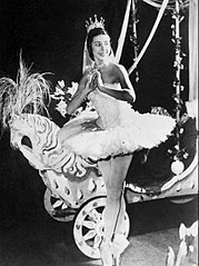 Margot Fonteyn Cinderella 1957.jpg