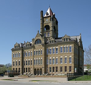 Das Marion County Courthouse in Knoxville, gelistet im NRHP Nr. 81000256[1]