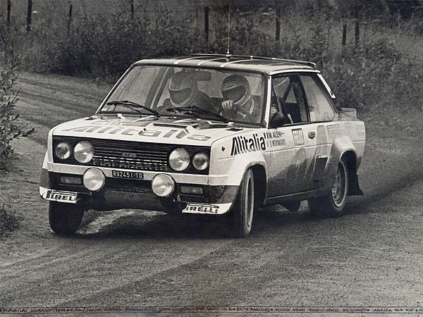 Alén drives a Fiat 131 Abarth at the 1978 1000 Lakes Rally.