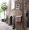 McCrady's Tavern and Long Room McCradys-tavern-entrance-sc1.jpg