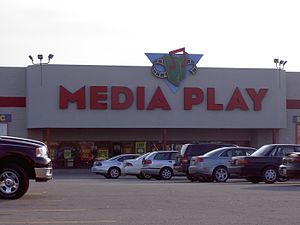 Media Play in Rockford, Illinois, later Toys "R" Us (which eventually closed as well) Mediaplay.JPG
