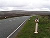 Milepost ، A537 Cat و Fiddle Road - geograph.org.uk - 175900.jpg