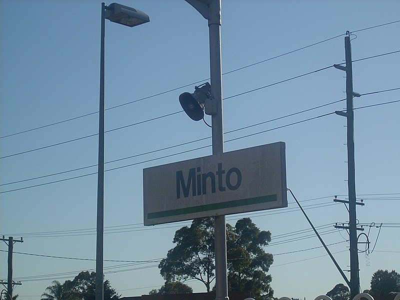 File:Minto Station Sign - panoramio.jpg