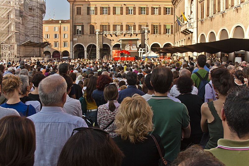 File:Modena - Festival della filosofia 2014 - Zagrebelsky.jpg