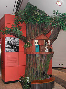 Photograph of the tree house set from Mr. Dressup in the foyer of the Canadian Broadcasting Centre, Toronto. MrDressUp TreehouseSet.jpg