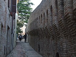 Vue intérieure de la Mura di Corinaldo.