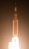 Roket SLS meluncurkan Artemis 1 dari LC-39B Kennedy Space Center