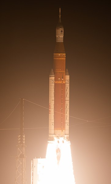 File:NASA Artemis 1 Launch.jpg