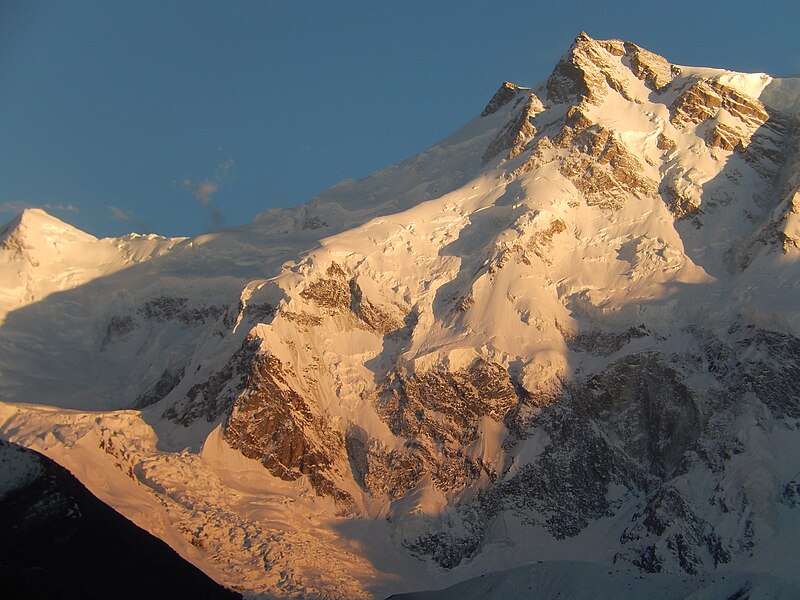 File:Nanga Parbat Rakhiot face 23909.jpg