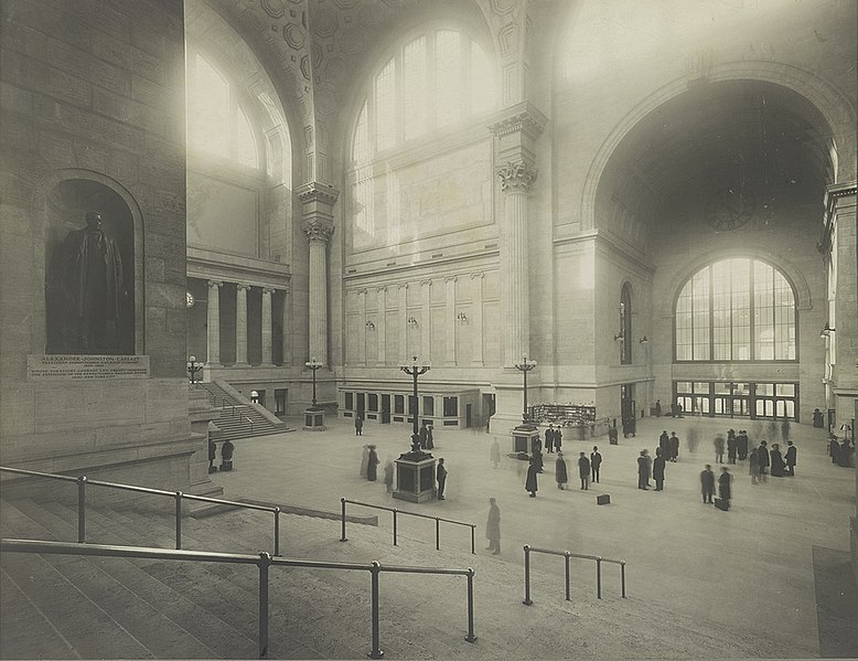 File:Pennsylvania Station, NYC, Waiting Room, Cassatt Statue.jpg