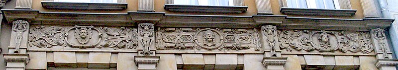 File:Reliefs of Ferber's House at Długa Street 28 in Gdańsk.jpg